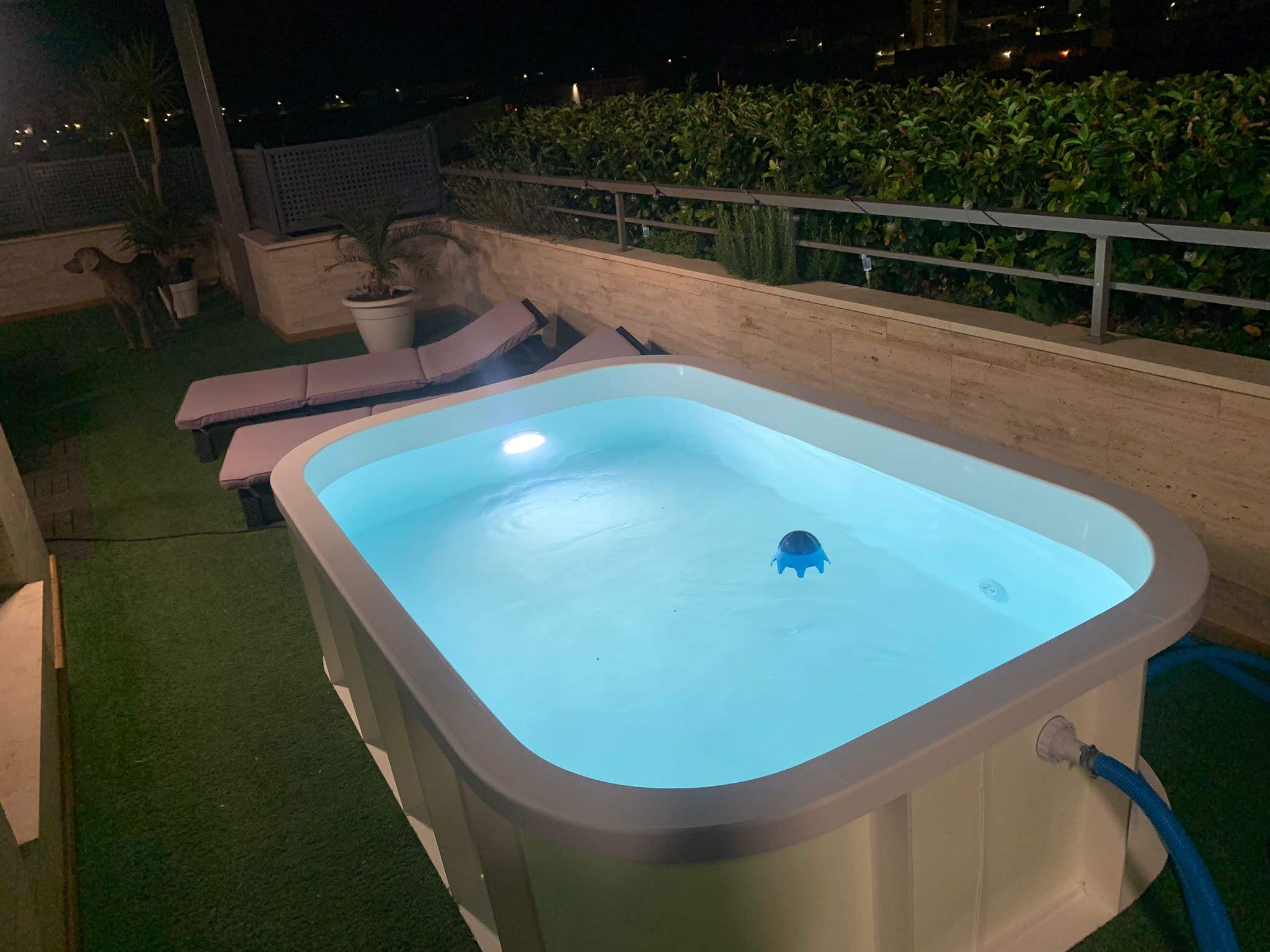 Mini Pools  für kleine Gärten  und Terrassen