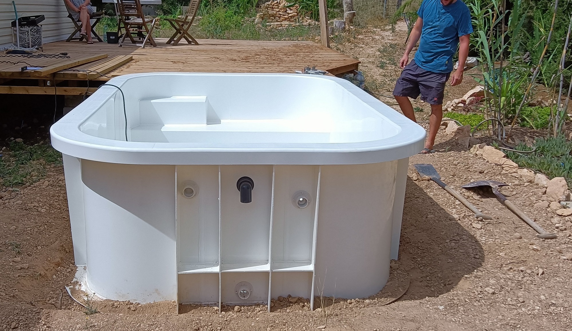 Mini Pools  für kleine Gärten  und Terrassen