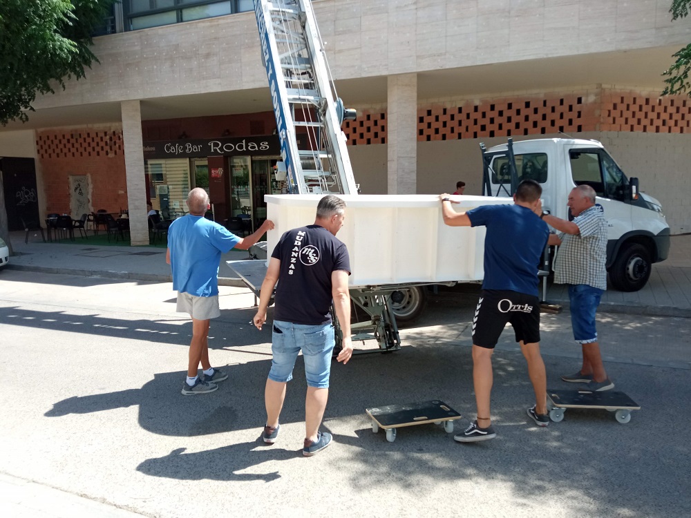 Mini piscinas elevadas para terrazas