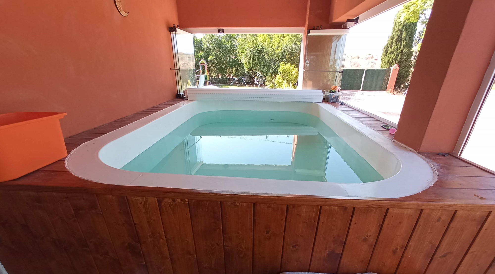 Mini Pools  für kleine Gärten  und Terrassen